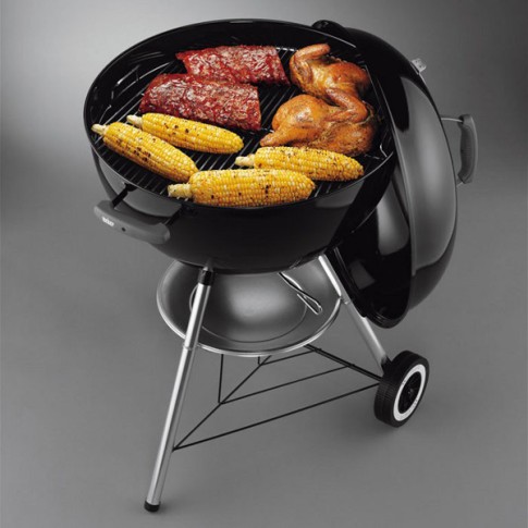 Угольный гриль Weber Classic Kettle, 57 см, чёрный China в Москве